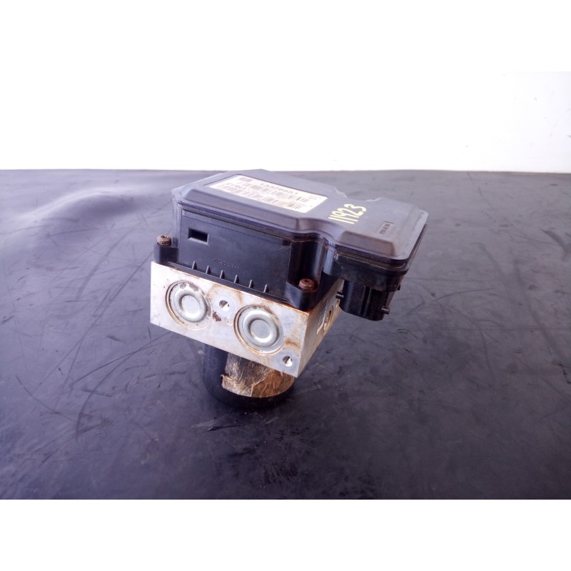 Recambio de abs para opel insignia sports tourer selective referencia OEM IAM 13328651  P3-A8-28-5