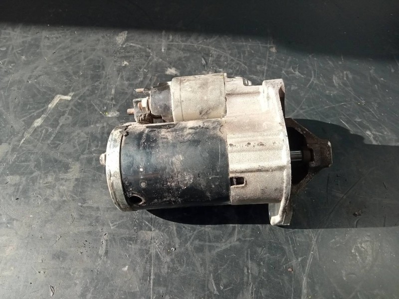 Recambio de motor arranque para dacia sandero laureate referencia OEM IAM   P3-B8-19-2