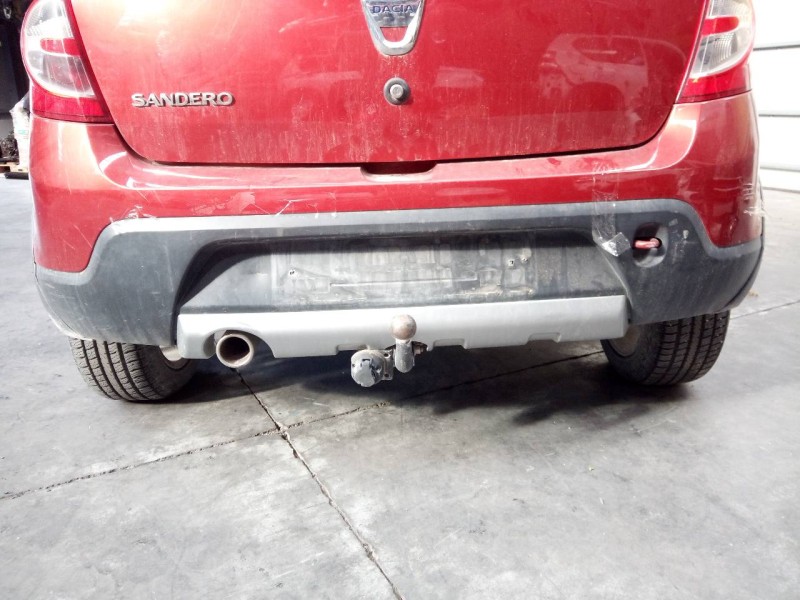 Recambio de paragolpes trasero para dacia sandero laureate referencia OEM IAM   