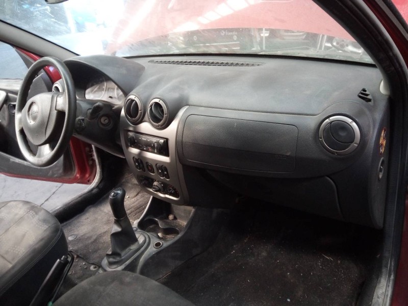 Recambio de salpicadero para dacia sandero laureate referencia OEM IAM   