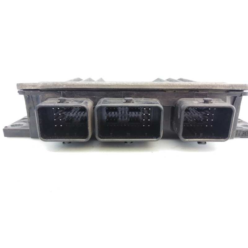 Recambio de centralita motor uce para renault kangoo dynamique acción especial referencia OEM IAM 8200909666 8200911560 E2-A1-2-