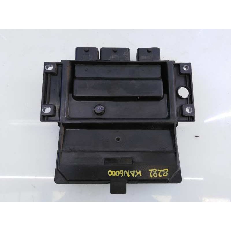Recambio de centralita motor uce para renault kangoo dynamique acción especial referencia OEM IAM 8200909666 8200911560 E2-A1-2-