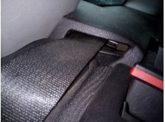 CINTURON SEGURIDAD TRASERO DERECHO 