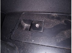 MANDO ELEVALUNAS DELANTERO DERECHO 