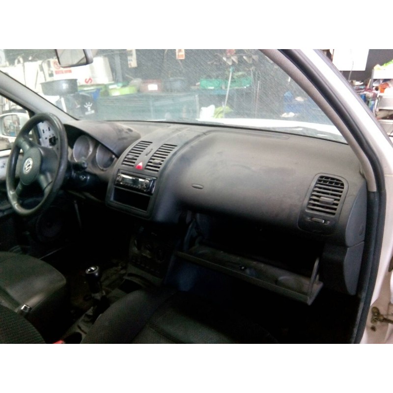 volkswagen polo (9n1) del año 2001