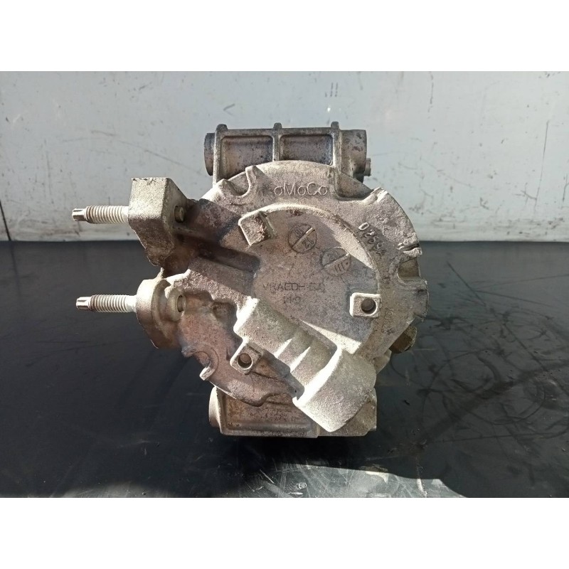 Recambio de compresor aire acondicionado para ford fiesta (ccn) trend referencia OEM IAM AV1119D629AB  P3-B2-4-1