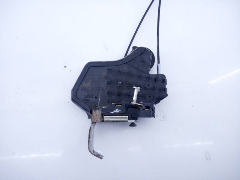 Recambio de cerradura puerta trasera derecha para toyota corolla (e12) 2.0 d-4d sol berlina referencia OEM IAM   E2-B4-44-2
