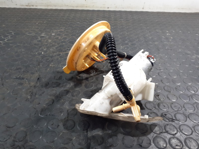 Recambio de aforador para bmw serie 5 touring (f11) 520d referencia OEM IAM 7217065  P3-A6-10-2