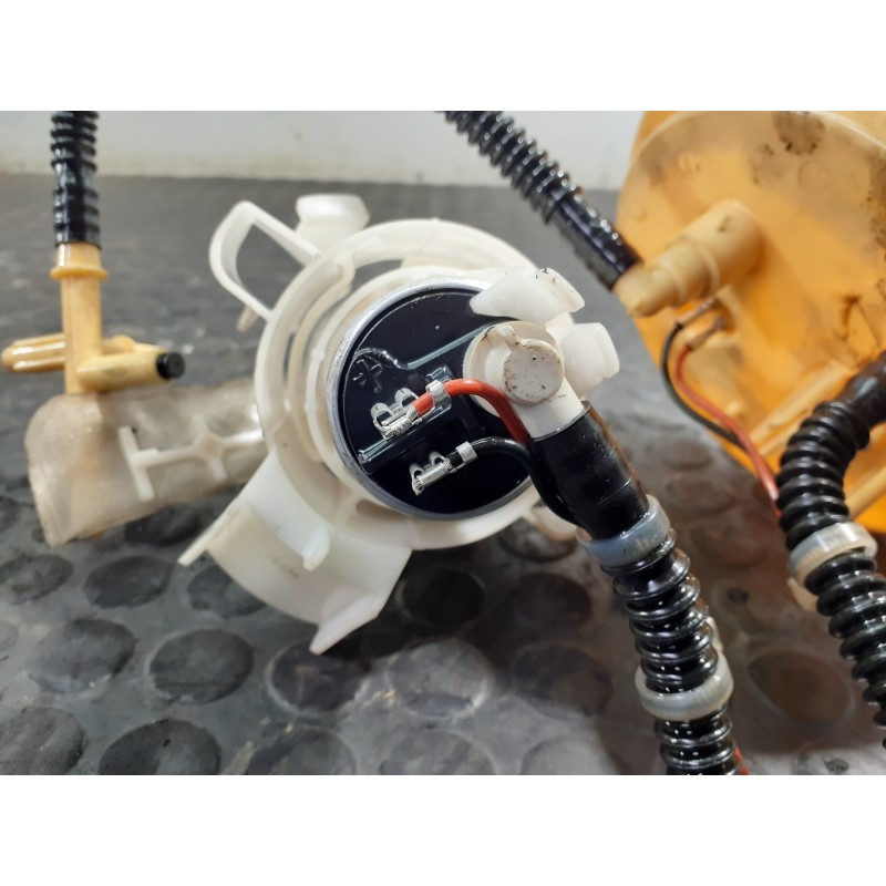 Recambio de aforador para bmw serie 5 touring (f11) 520d referencia OEM IAM 7217065  P3-A6-10-2