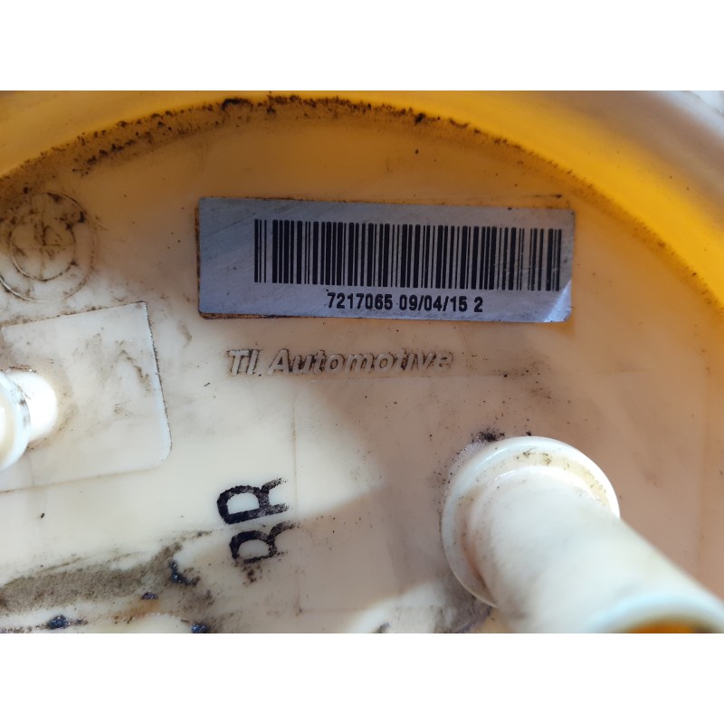 Recambio de aforador para bmw serie 5 touring (f11) 520d referencia OEM IAM 7217065  P3-A6-10-2