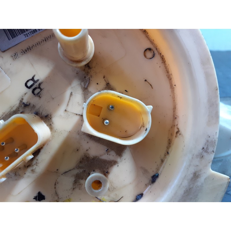 Recambio de aforador para bmw serie 5 touring (f11) 520d referencia OEM IAM 7217065  P3-A6-10-2