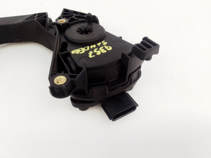 Recambio de pedal acelerador para dacia sandero stepway ambiance referencia OEM IAM 180022703R  E2-A1-35-1