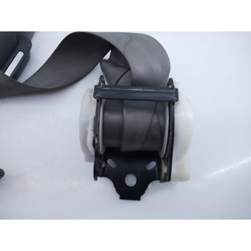 Recambio de cinturon seguridad trasero derecho para suzuki jimny sn (fj) hard top jlx referencia OEM IAM D0251 346504 E2-A3-54-1