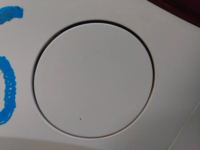 Recambio de tapa exterior combustible para mazda cx-5 style 2wd referencia OEM IAM   