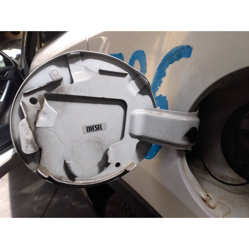 Recambio de tapa exterior combustible para mazda cx-5 style 2wd referencia OEM IAM   
