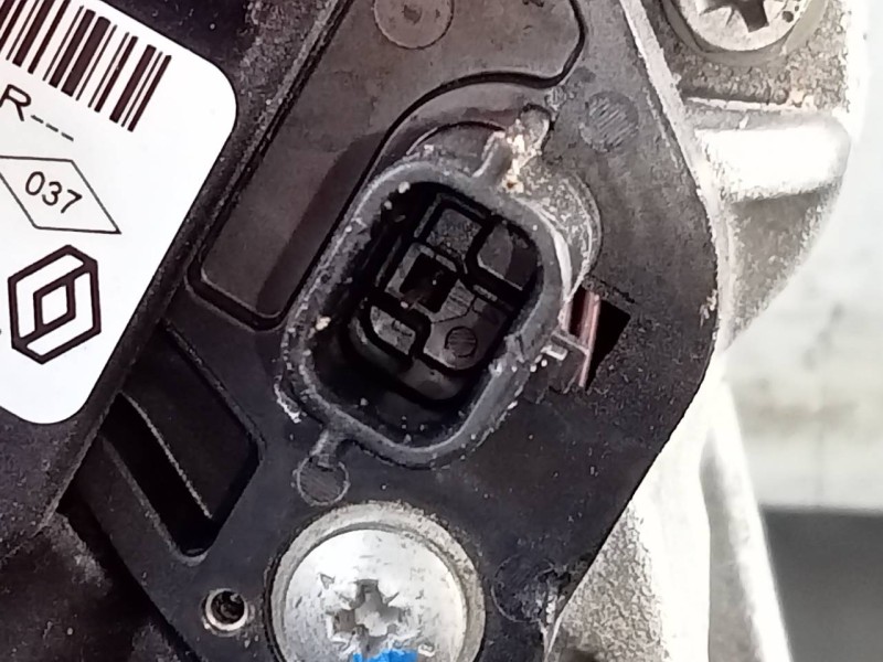 Recambio de alternador para dacia sandero stepway referencia OEM IAM 231005933R  P3-A5-23-2