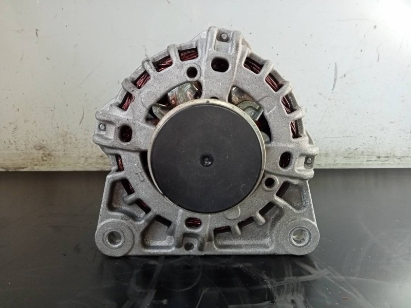 Recambio de alternador para dacia sandero stepway referencia OEM IAM 231005933R  P3-A5-23-2