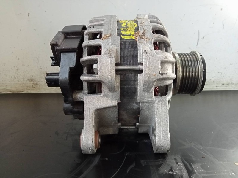 Recambio de alternador para dacia sandero stepway referencia OEM IAM 231005933R  P3-A5-23-2