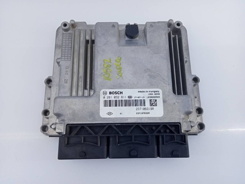 Recambio de centralita motor uce para dacia sandero stepway referencia OEM IAM 237106319R 0281032711 E2-A1-14-3