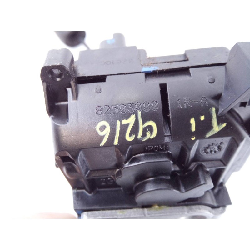 Recambio de cerradura puerta trasera izquierda para renault megane iii berlina 5 p authentique referencia OEM IAM 825000001R  E1