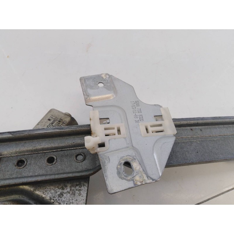 Recambio de elevalunas trasero derecho para dacia duster ambiance 4x2 referencia OEM IAM 8200733832D  E1-A1-12-1