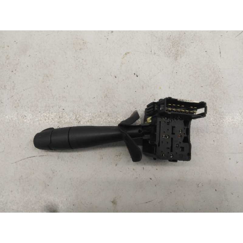 Recambio de mando limpia para dacia duster ambiance 4x2 referencia OEM IAM 6001551357 901057668 E2-A1-39-5