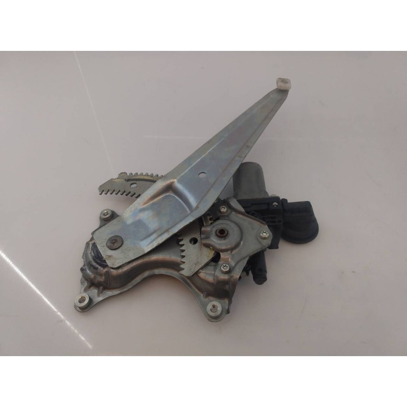 Recambio de elevalunas trasero izquierdo para toyota rav 4 advance referencia OEM IAM   E2-B4-10-2
