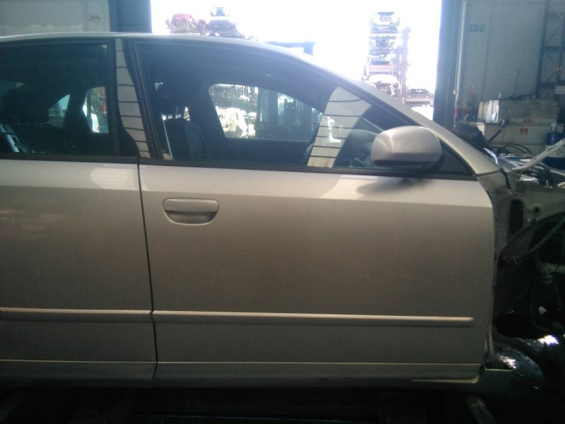 Recambio de puerta delantera derecha para audi a4 berlina (8e) referencia OEM IAM   