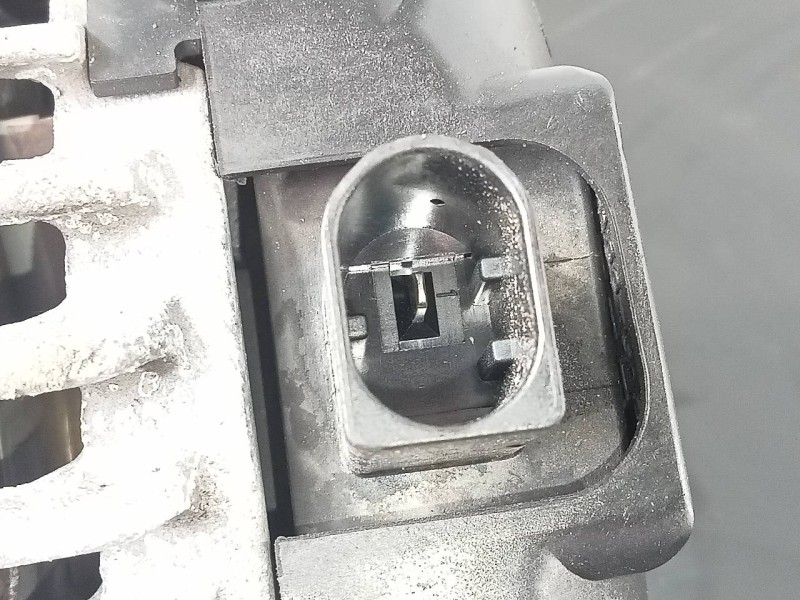 Recambio de alternador para bmw x3 (f25) sdrive 18d referencia OEM IAM 764013203  P3-A5-23-2