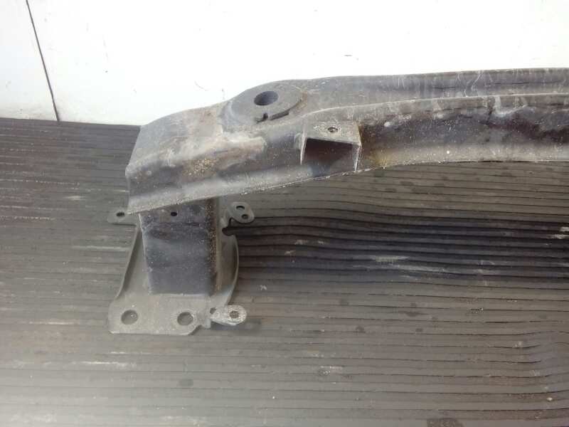 Recambio de refuerzo paragolpes delantero para seat leon (1p1) fr referencia OEM IAM   P1-A1-42