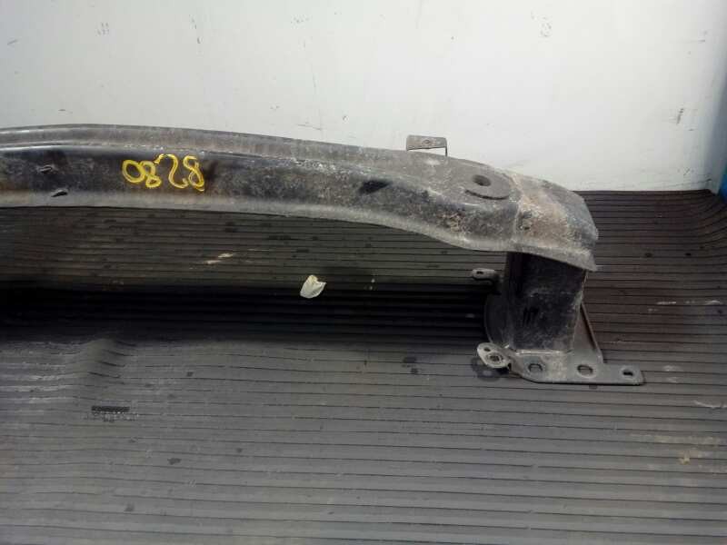 Recambio de refuerzo paragolpes delantero para seat leon (1p1) fr referencia OEM IAM   P1-A1-42