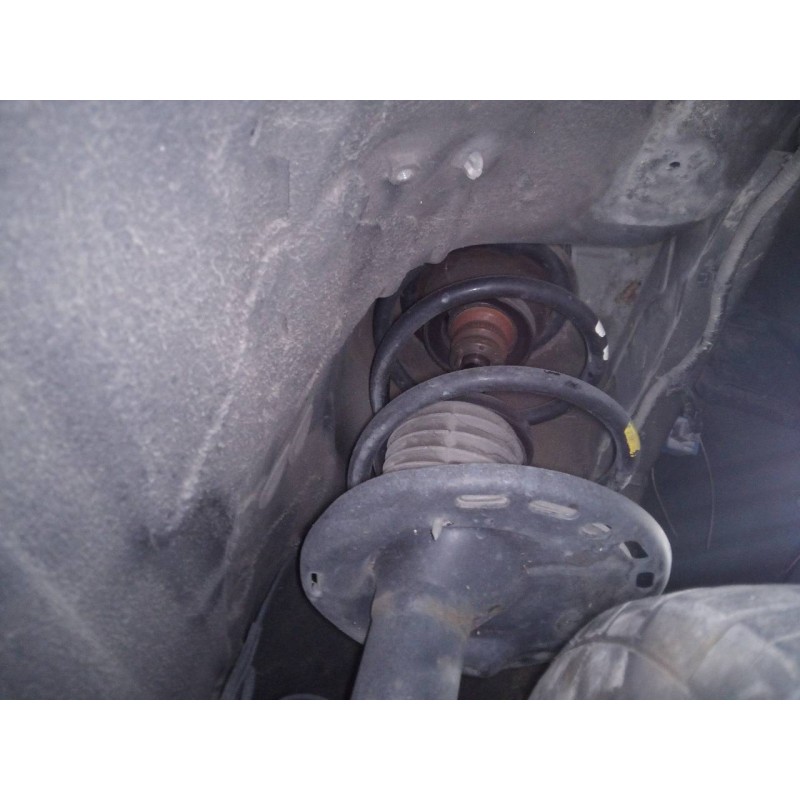 Recambio de amortiguador delantero izquierdo para toyota rav 4 advance referencia OEM IAM   