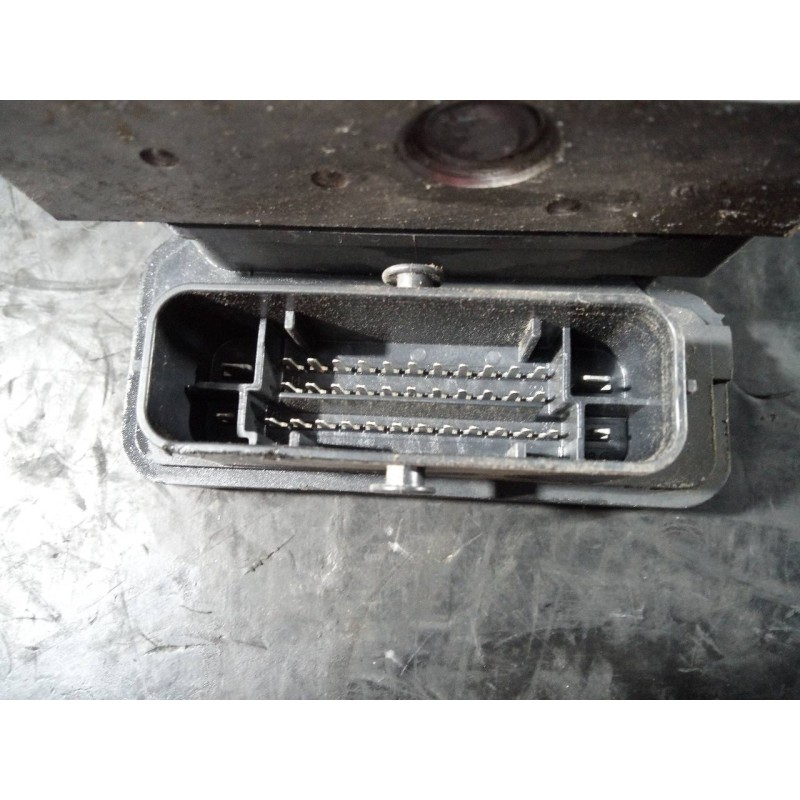 Recambio de abs para dacia duster laureate 4x2 referencia OEM IAM 476608845R  P3-B9-14-2