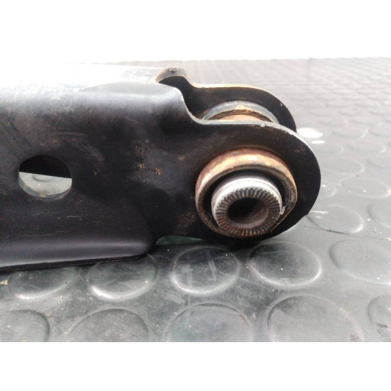 Recambio de brazo suspension inferior trasero derecho para toyota rav 4 advance referencia OEM IAM   