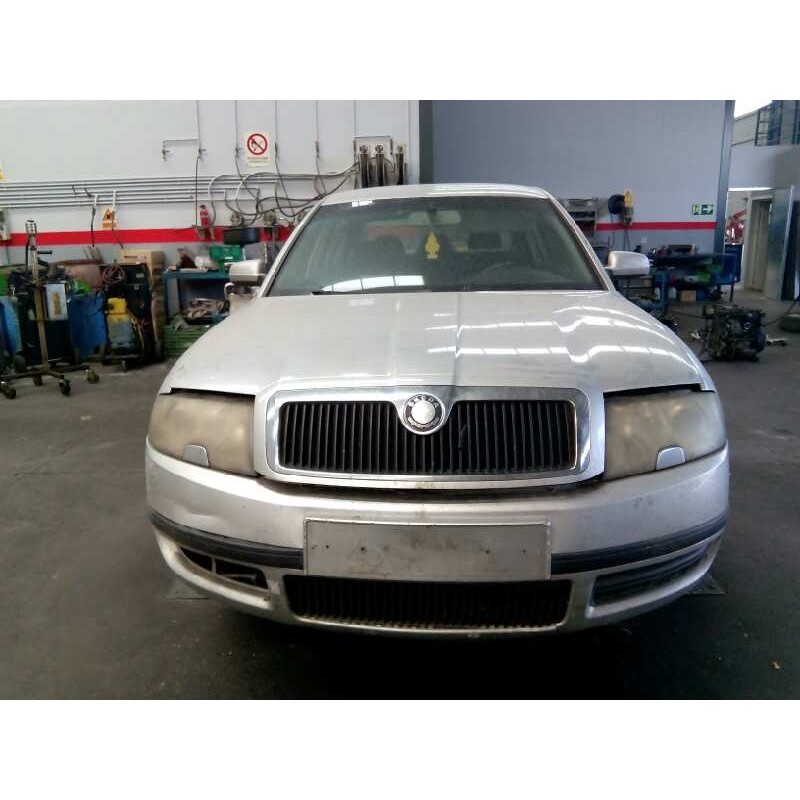 skoda superb (3u4) del año 2002