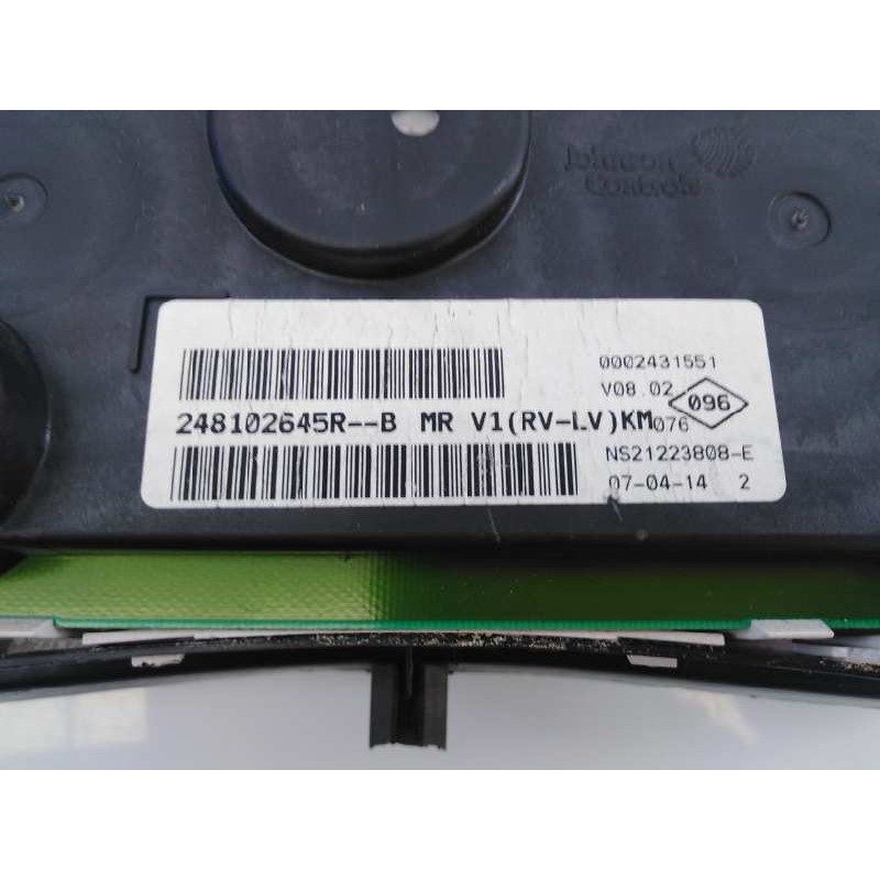 Recambio de cuadro instrumentos para dacia duster laureate 4x2 referencia OEM IAM 248102645R  E2-A1-29-7