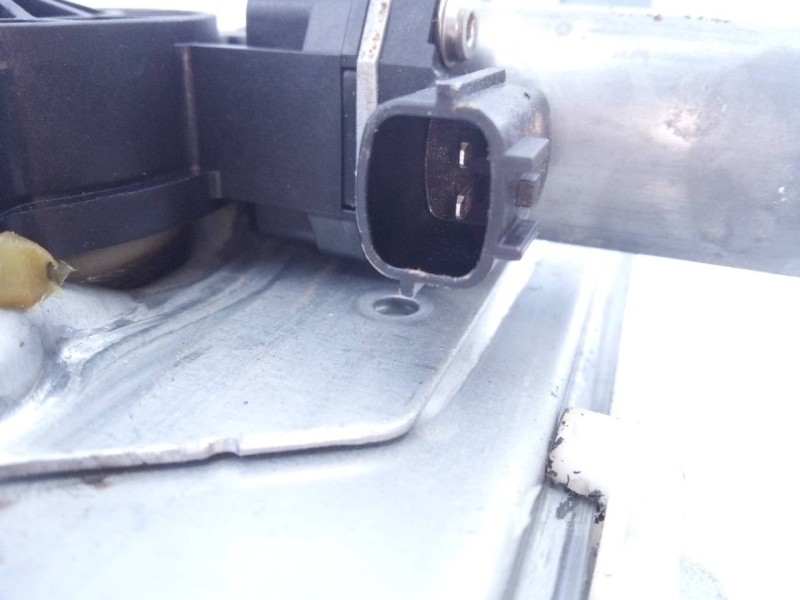 Recambio de elevalunas delantero derecho para dacia duster laureate 4x2 referencia OEM IAM 128001071E  E2-A1-16-1