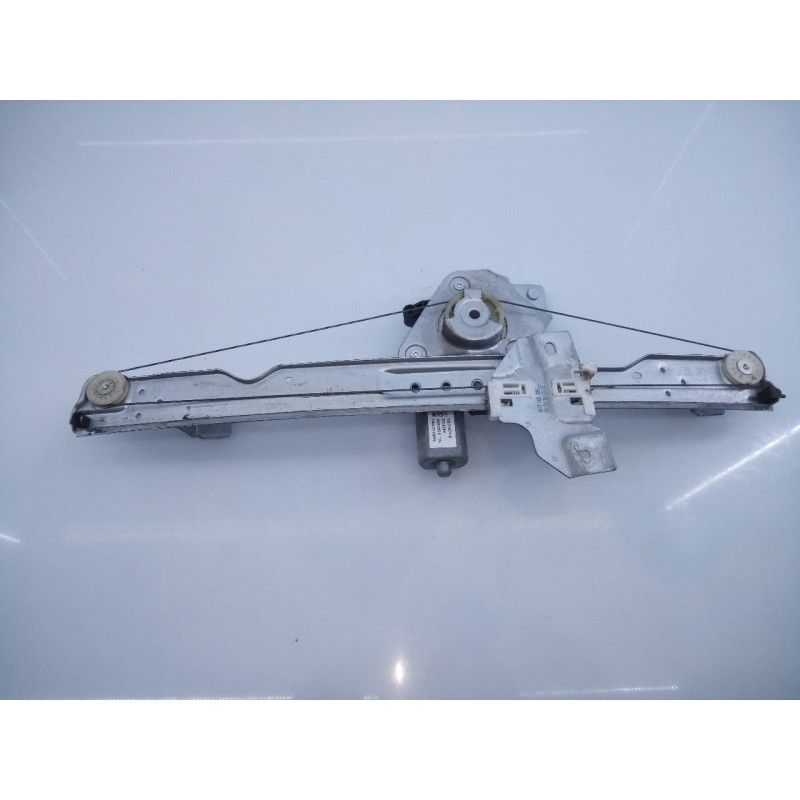 Recambio de elevalunas delantero derecho para dacia duster laureate 4x2 referencia OEM IAM 128001071E  E2-A1-16-1