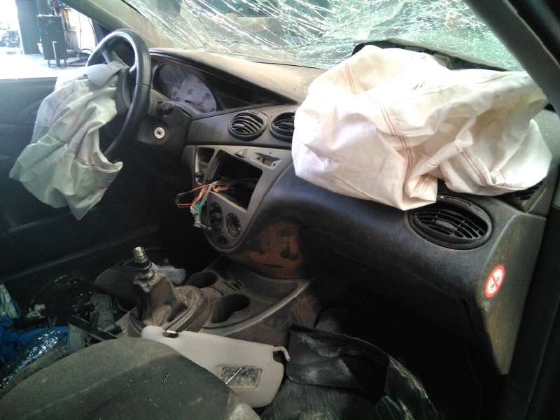 ford focus berlina (cak) del año 2002