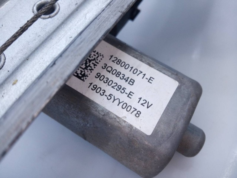 Recambio de elevalunas delantero derecho para dacia duster laureate 4x2 referencia OEM IAM 128001071E  E2-A1-16-1