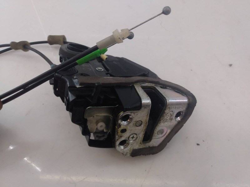 Recambio de cerradura puerta trasera derecha para toyota rav 4 advance referencia OEM IAM   E2-B4-5-2