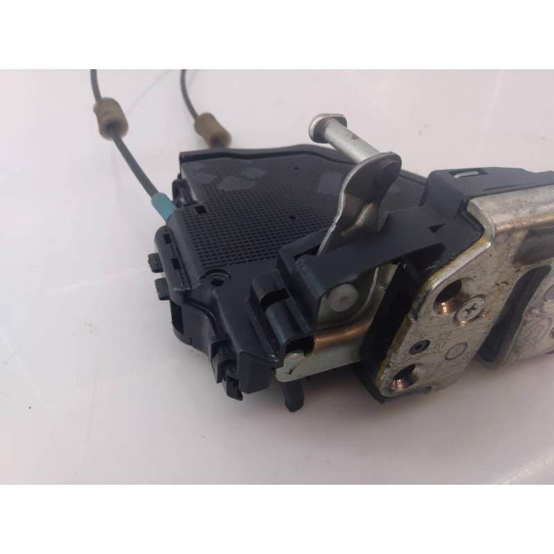 Recambio de cerradura puerta trasera izquierda para toyota rav 4 advance referencia OEM IAM   E2-B4-5-2