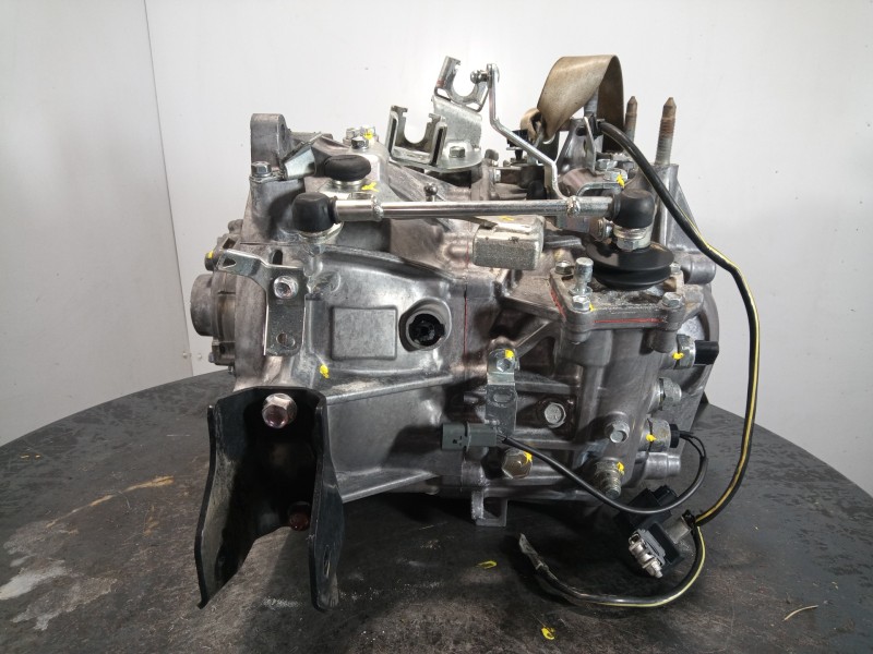 Recambio de caja cambios para peugeot 4008 allure referencia OEM IAM W6MBA1STZ A2501398 M1-B2-123