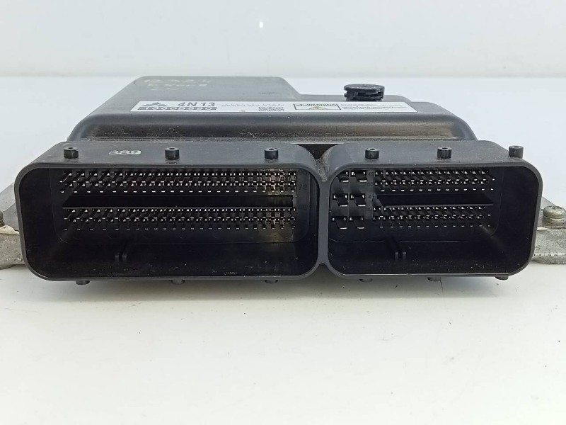 Recambio de centralita motor uce para peugeot 4008 allure referencia OEM IAM 2757001822 1860B890 E3-B2-24-4