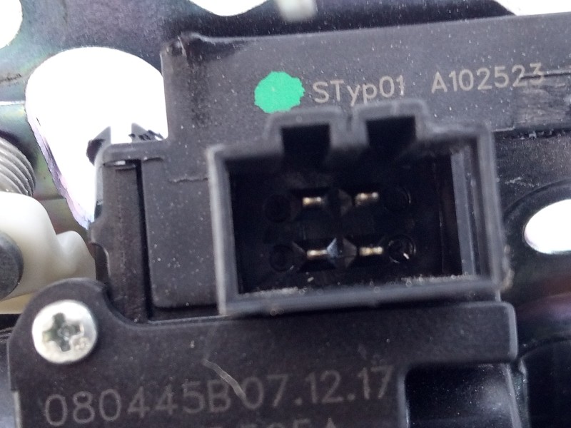 Recambio de cerradura maletero / porton para skoda octavia lim. (5e3) ambition referencia OEM IAM 8R0827505A 080445B071217 E1-B6