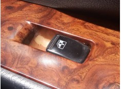 MANDO ELEVALUNAS DELANTERO DERECHO 