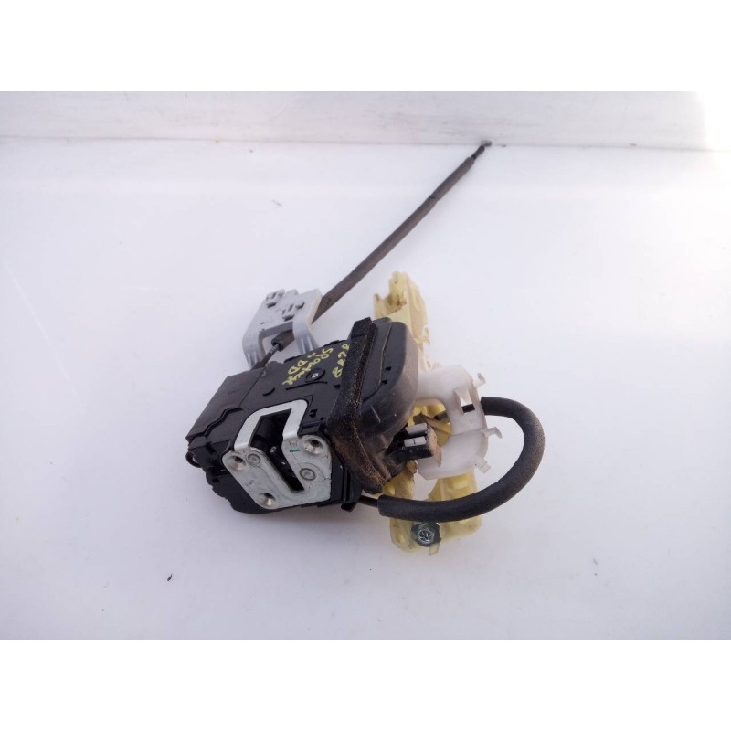 Recambio de cerradura puerta delantera derecha para kia sportage drive 4x2 referencia OEM IAM 813203U010  E2-B5-48-1