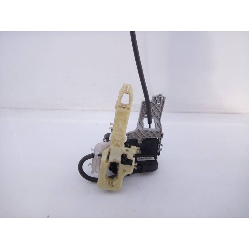 Recambio de cerradura puerta delantera derecha para kia sportage drive 4x2 referencia OEM IAM 813203U010  E2-B5-48-1