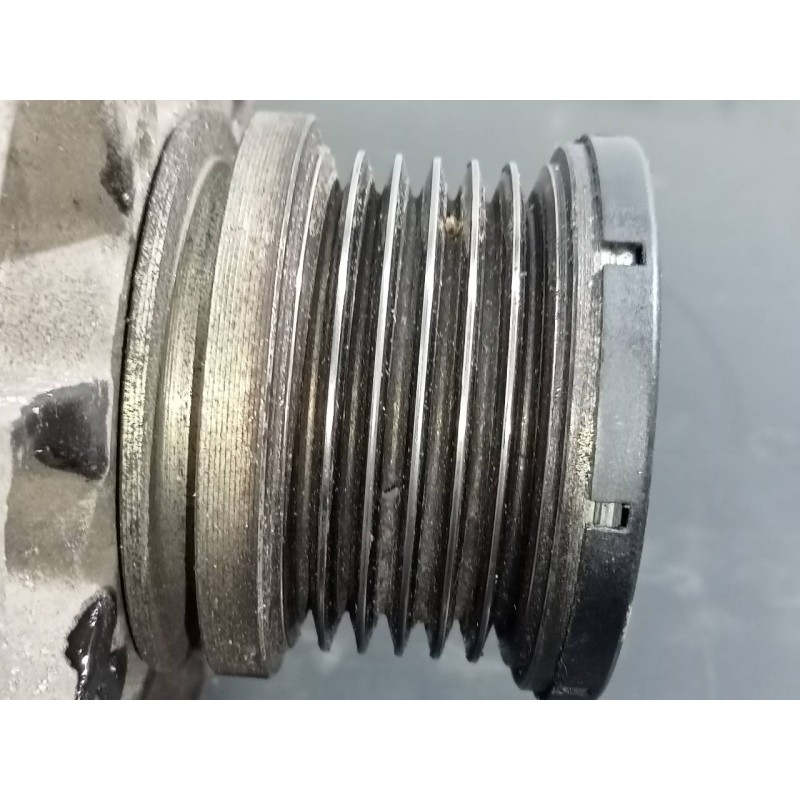 Recambio de alternador para seat leon st (5f8) style referencia OEM IAM 03L903023L TG14C043 P3-A4-2-1