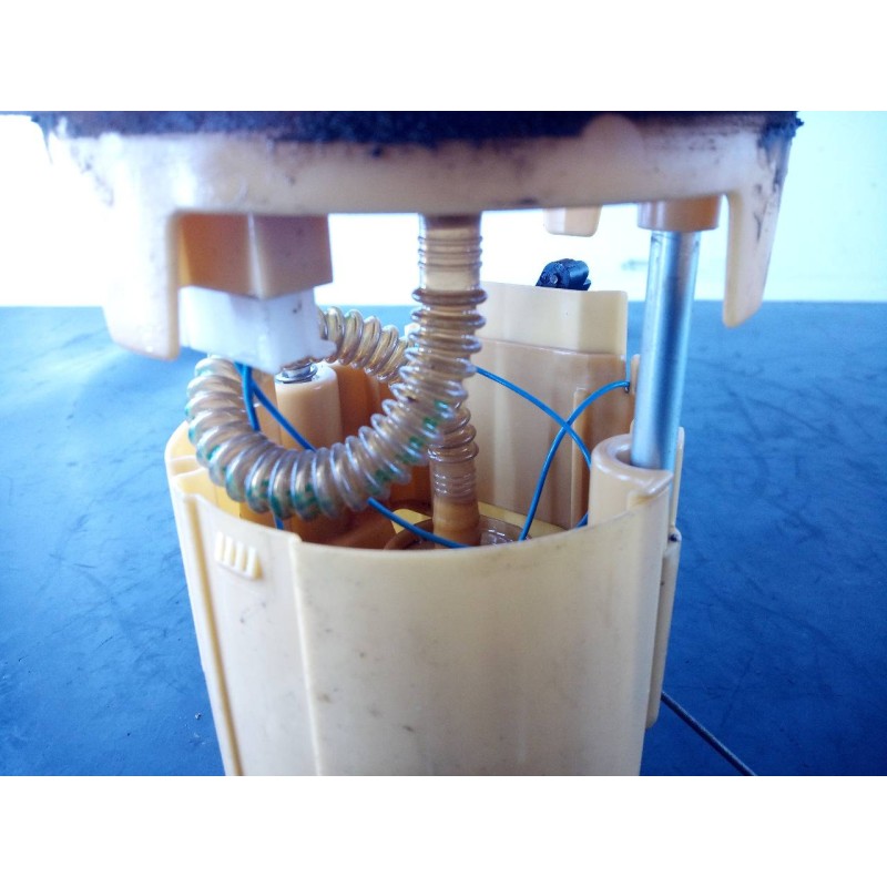 Recambio de aforador para peugeot 207 sport referencia OEM IAM 9685044780  P3-A6-14-3